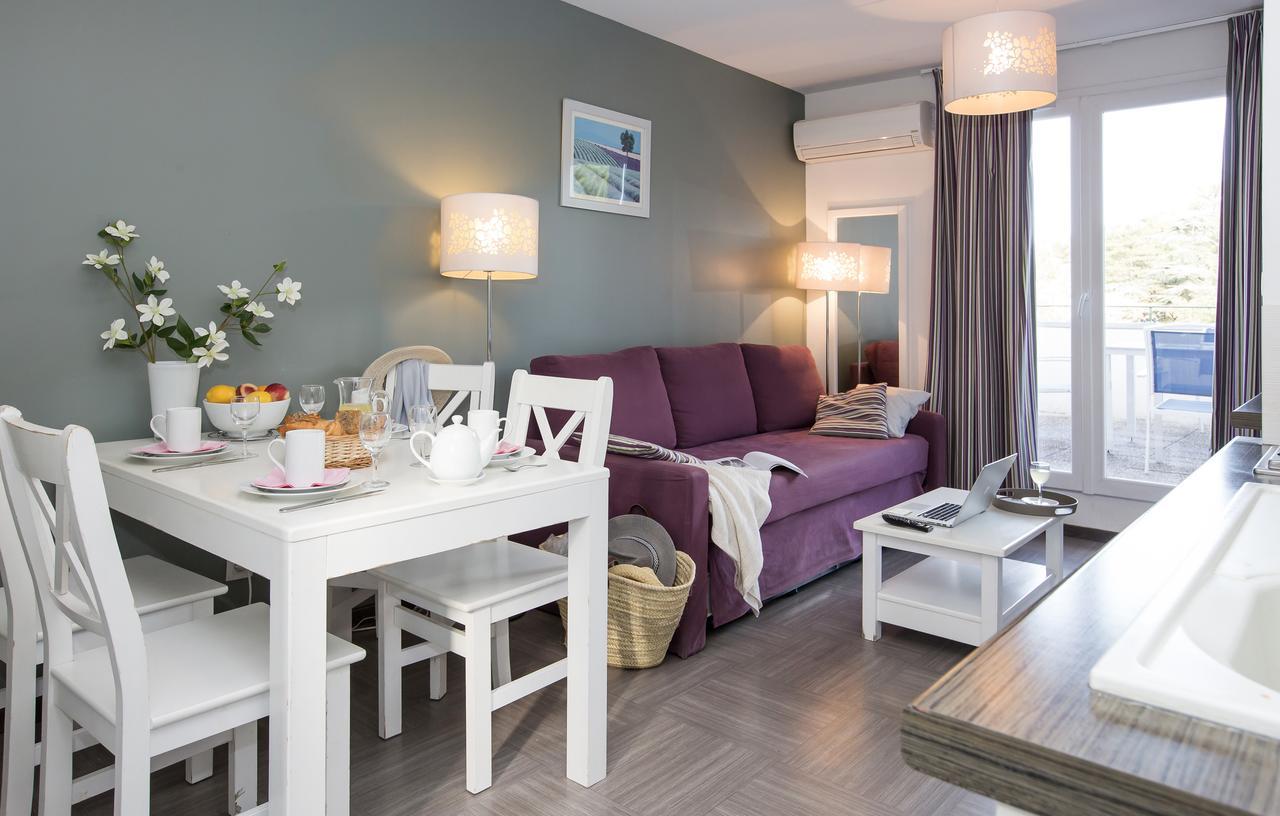 Residence Odalys Cote Provence Gréoux-les-Bains Esterno foto