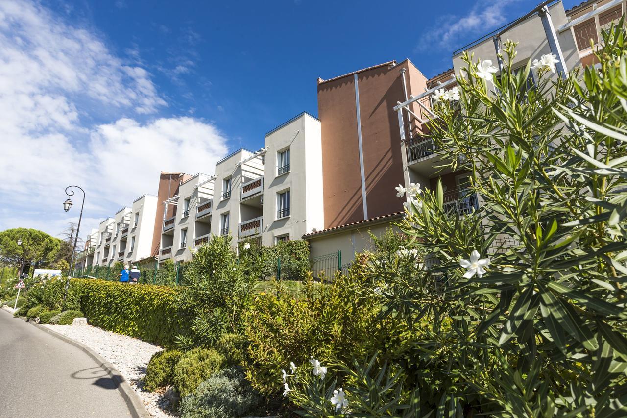 Residence Odalys Cote Provence Gréoux-les-Bains Esterno foto